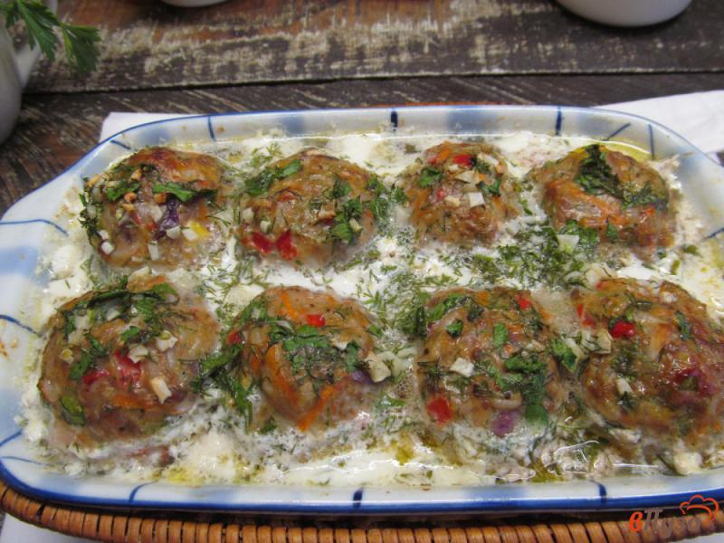 Фото приготовление рецепта: Тефтели с овощами запеченные в духовке шаг №8