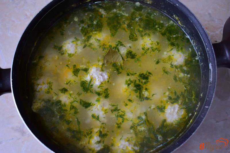 Фото приготовление рецепта: Картофельный суп с рисовыми фрикадельками шаг №6