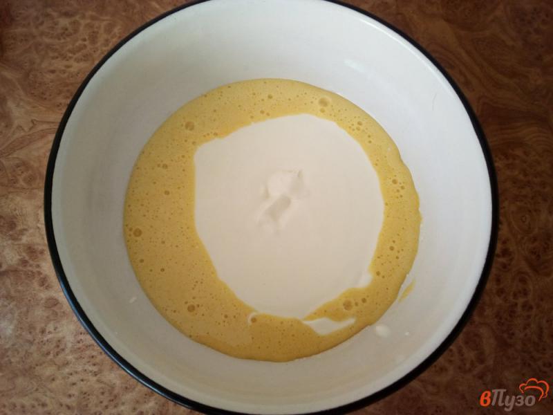 Фото приготовление рецепта: Бисквитный медовик с заварным кремом шаг №10