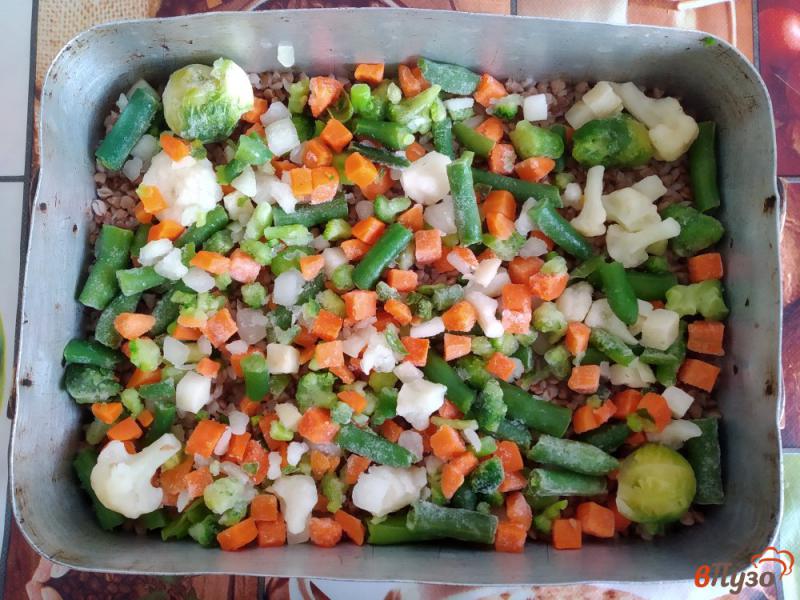 Фото приготовление рецепта: Запеканка из гречки с овощами шаг №9