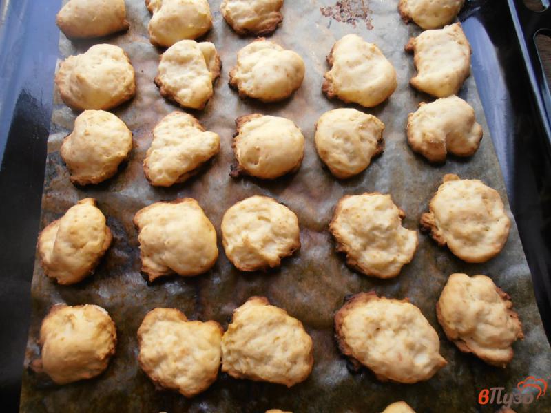 Фото приготовление рецепта: Домашнее печенье на кефире шаг №5