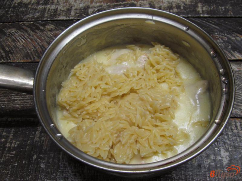 Фото приготовление рецепта: Сочное филе курицы в сметанном соусе шаг №6