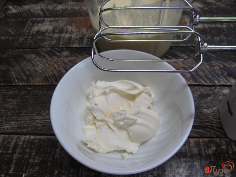 Фото приготовление рецепта: Фруктовое мороженое со сливками шаг №5