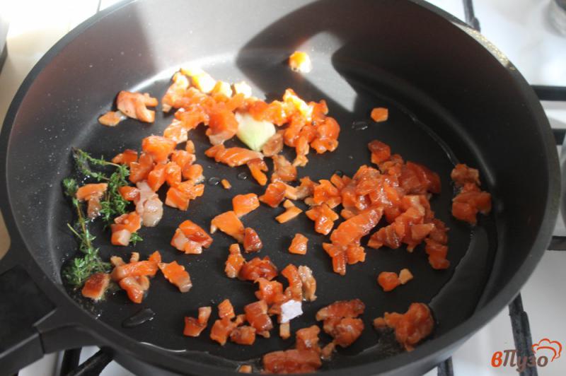 Фото приготовление рецепта: Спагетти со сливочно - горчичным соусом и лососем шаг №2