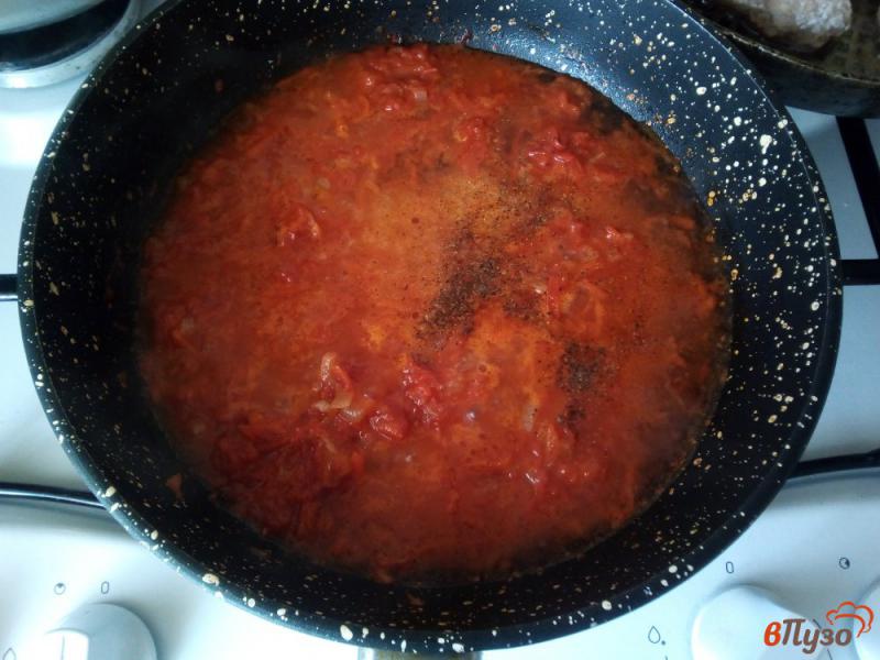 Фото приготовление рецепта: Тефтели с булгуром в томатном соусе шаг №9