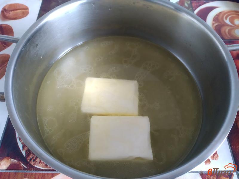 Фото приготовление рецепта: Куриные бедра в сырном соусе шаг №7