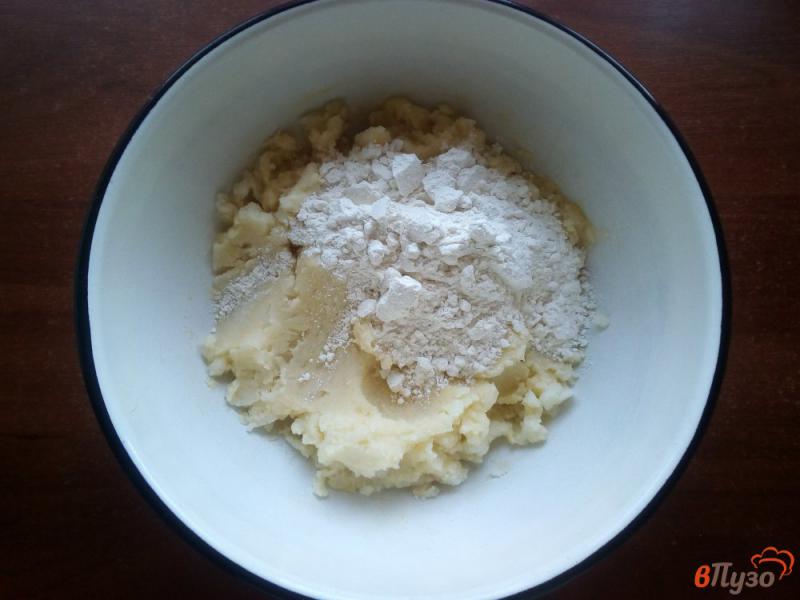 Фото приготовление рецепта: Картофельные зразы с утиными потрохами шаг №7