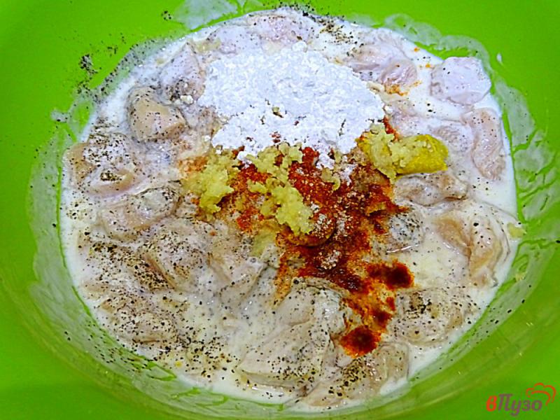 Фото приготовление рецепта: Куриное филе в кефирном соусе шаг №5