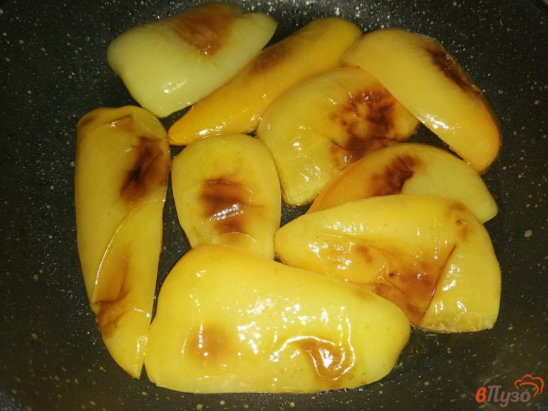 Фото приготовление рецепта: Жареный перец на зиму шаг №3