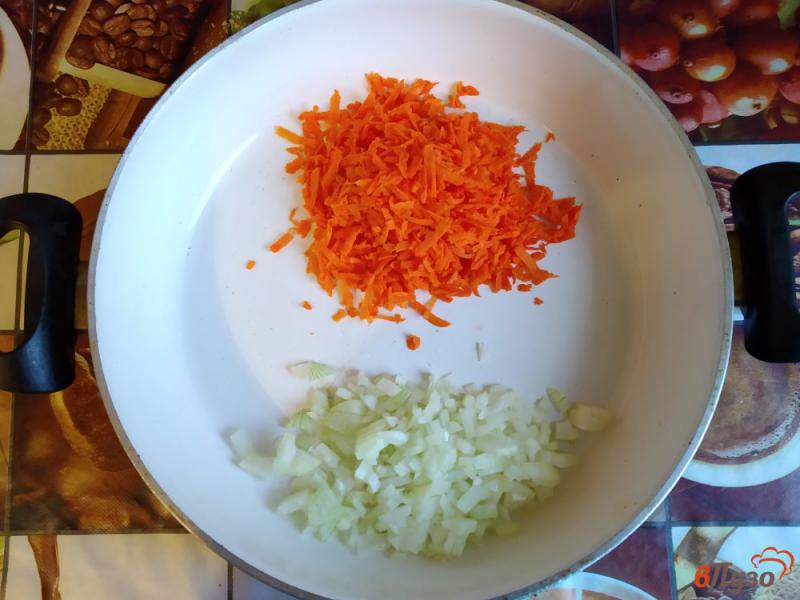 Фото приготовление рецепта: Тефтели с булгуром в томатном соусе шаг №5