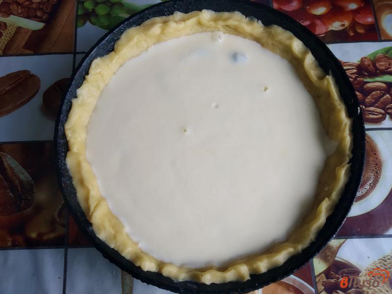 Фото приготовление рецепта: Пирог со сметанной заливкой шаг №13