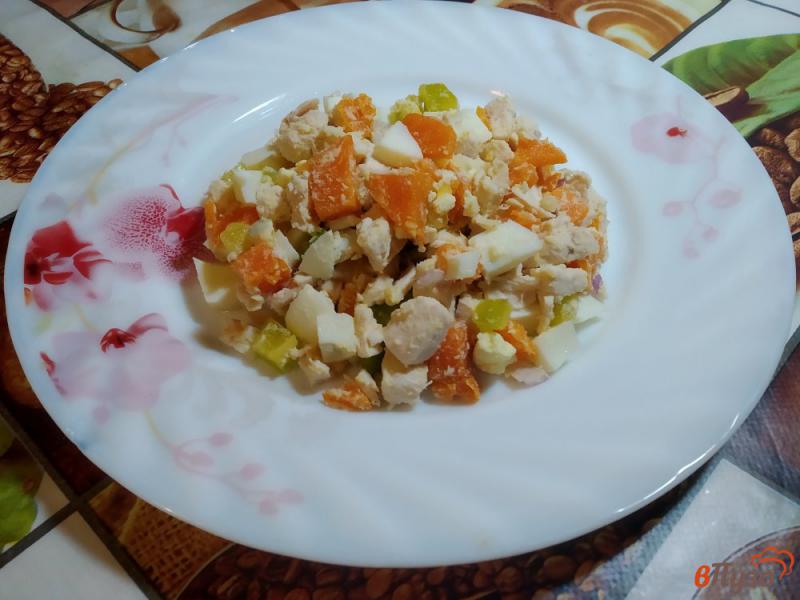 Фото приготовление рецепта: Салат из куриного филе и овощей шаг №11
