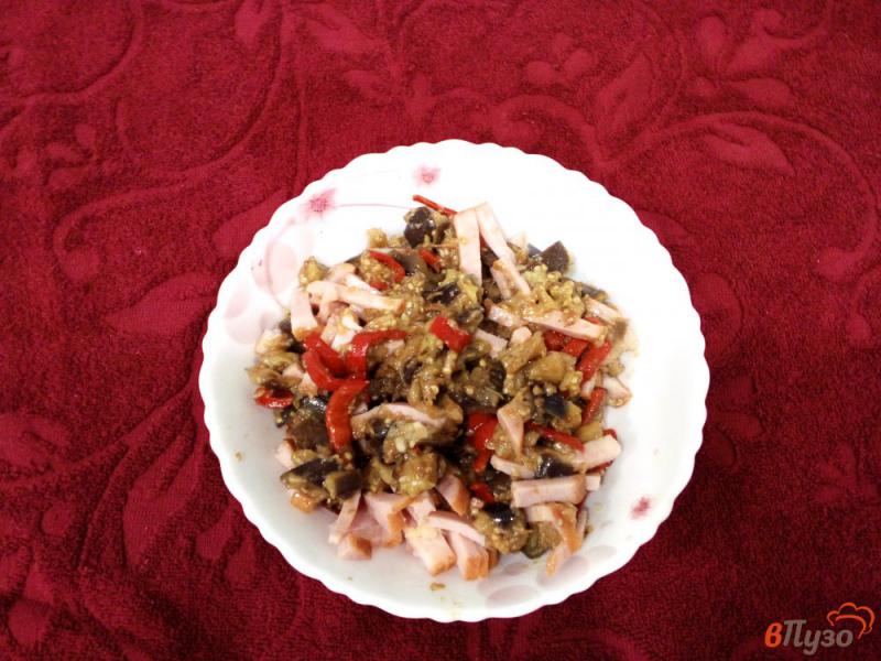 Фото приготовление рецепта: Горячая закуска из баклажанов и свинины шаг №4