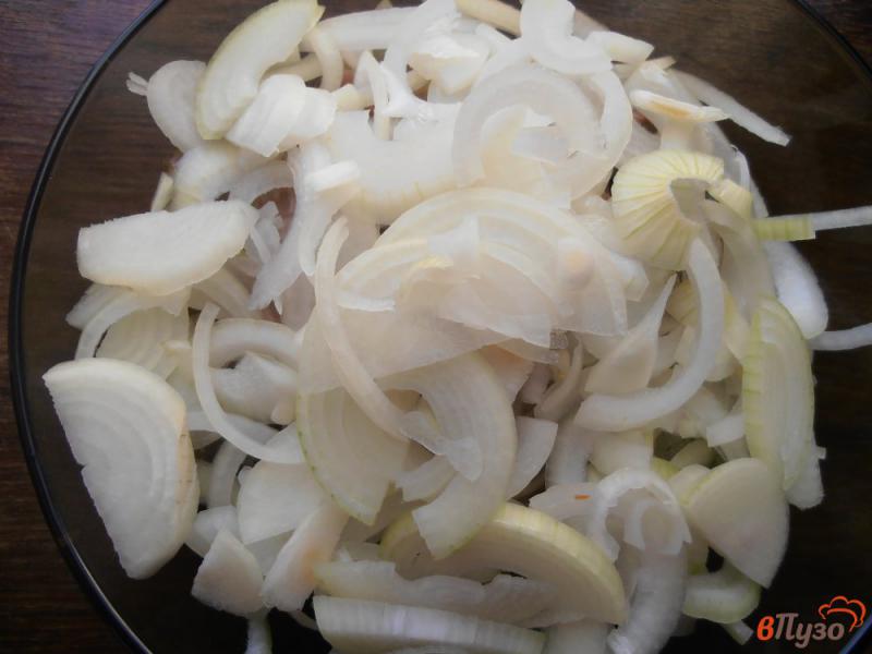 Фото приготовление рецепта: Сельдь по-корейски в томате шаг №2