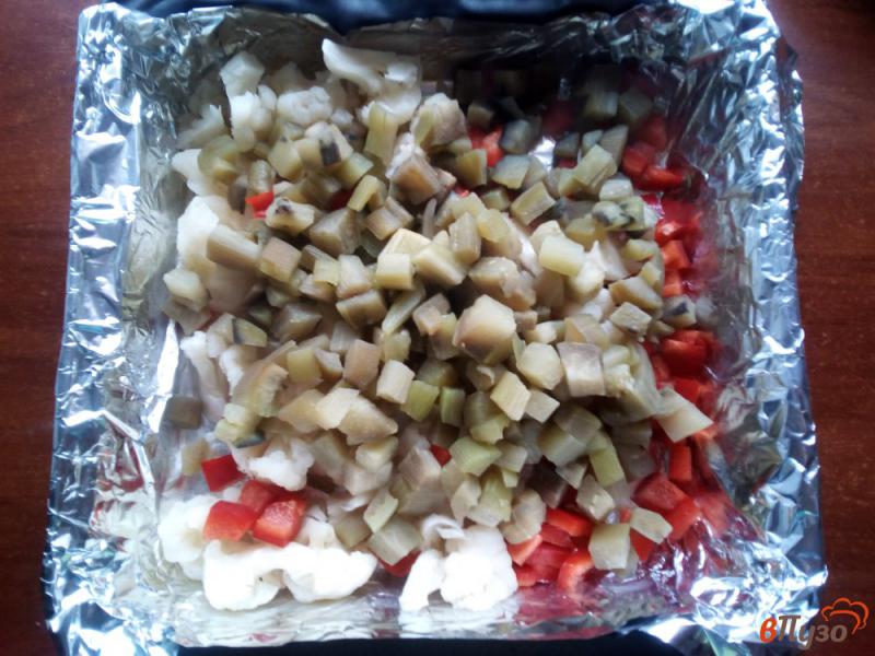 Фото приготовление рецепта: Овощная запеканка с куриным филе шаг №7