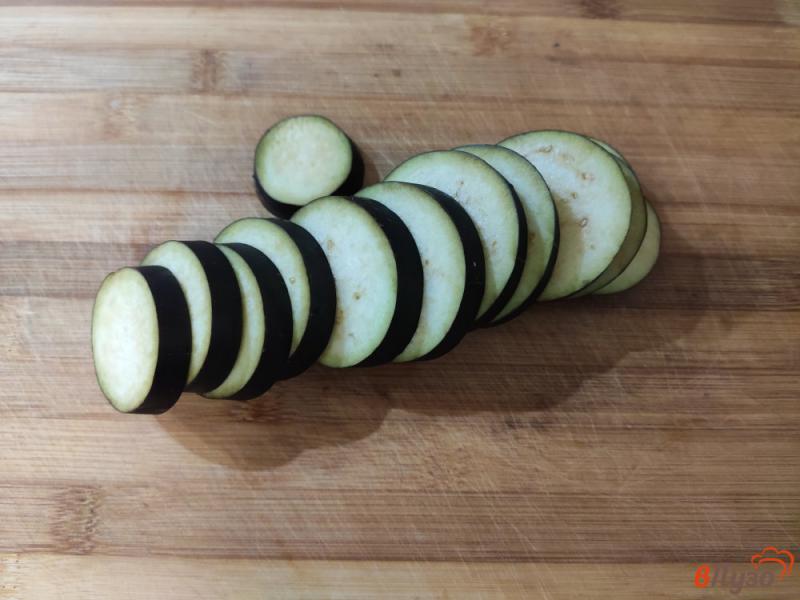 Фото приготовление рецепта: Белковый омлет с овощами, фетой и укропом шаг №1