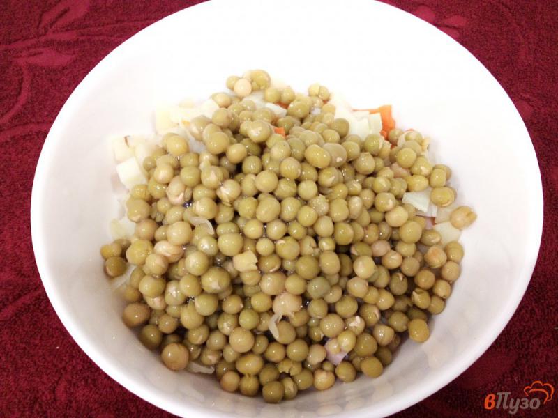 Фото приготовление рецепта: А-ля оливье с варено-копченым мясом шаг №4