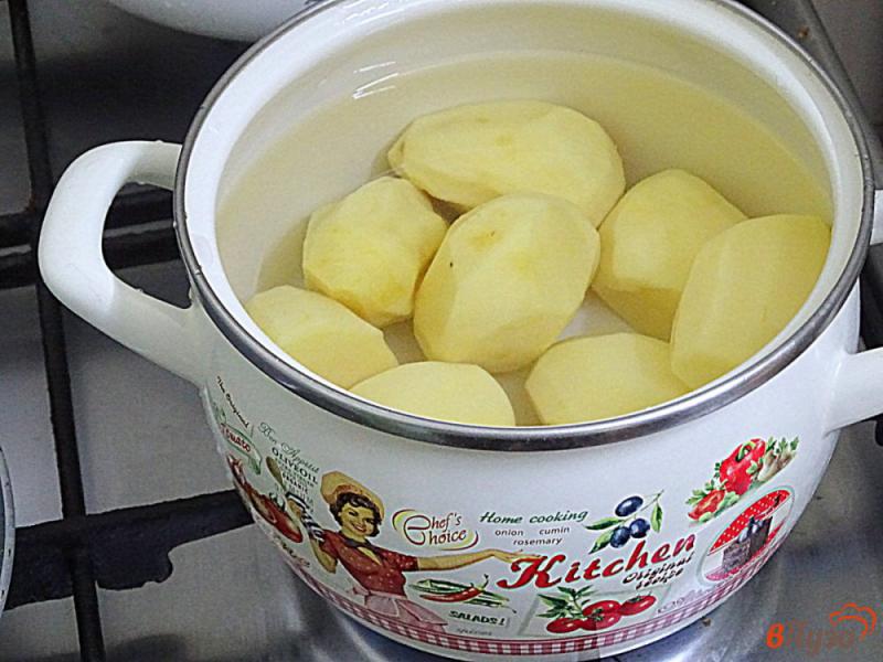 Фото приготовление рецепта: Картофель, тыква и лук запеченные шаг №1