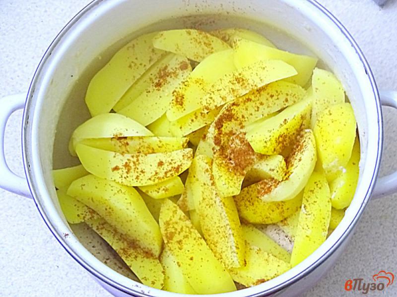 Фото приготовление рецепта: Картофель, тыква и лук запеченные шаг №4