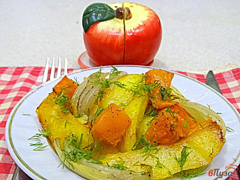 Фото приготовление рецепта: Картофель, тыква и лук запеченные шаг №6