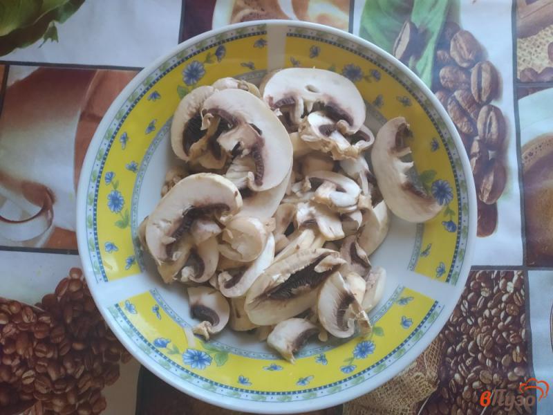 Фото приготовление рецепта: Запеканка картофельная с грибами шаг №5