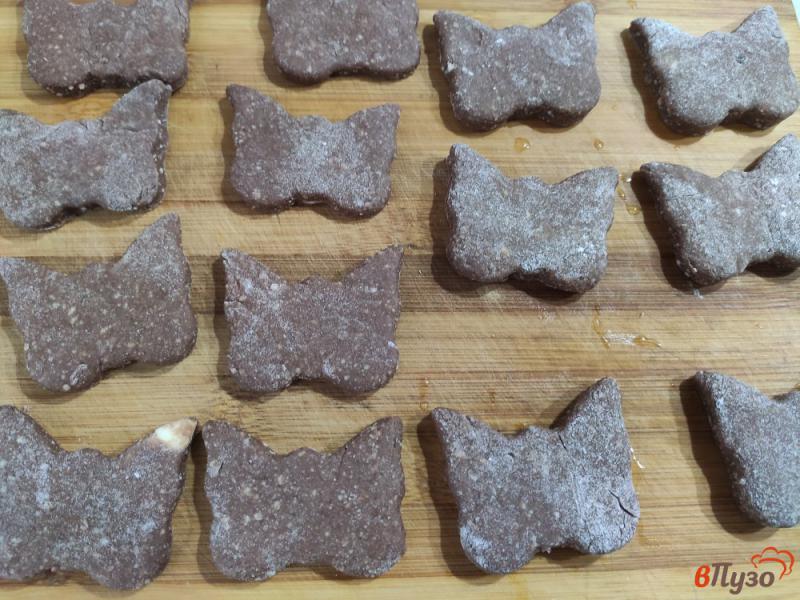 Фото приготовление рецепта: Творожное печенье с какао шаг №6
