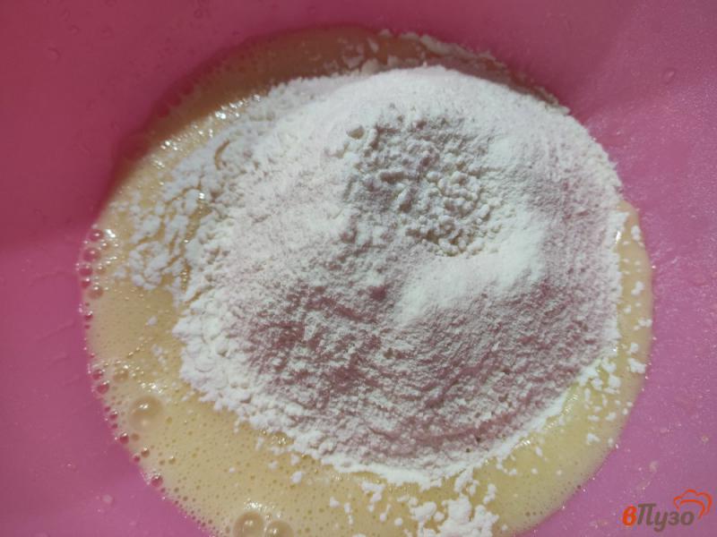 Фото приготовление рецепта: Песочное печенье на смальце шаг №5