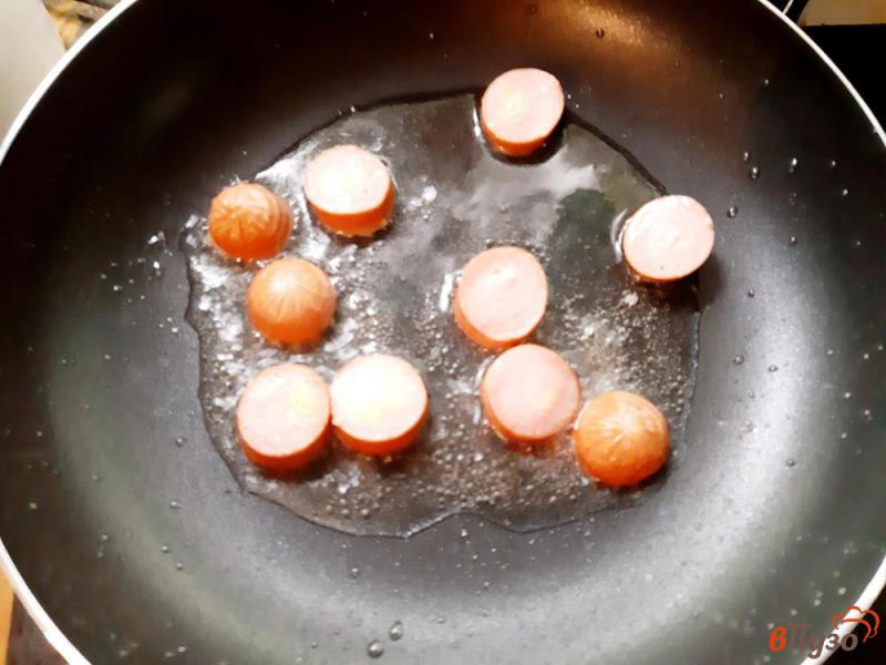 Фото приготовление рецепта: Запеканка из брокколи с яйцами и помидорами шаг №1