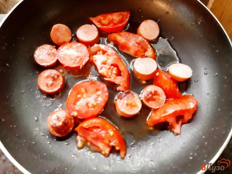 Фото приготовление рецепта: Запеканка из брокколи с яйцами и помидорами шаг №2