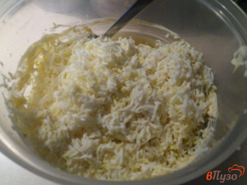 Фото приготовление рецепта: Чиабата с яично-сырным салатом шаг №3