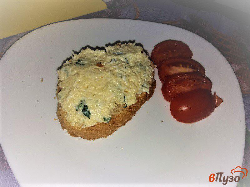 Фото приготовление рецепта: Чиабата с яично-сырным салатом шаг №9
