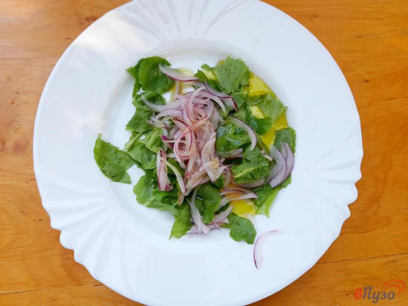 Фото приготовление рецепта: Салат овощной с оливками шаг №3