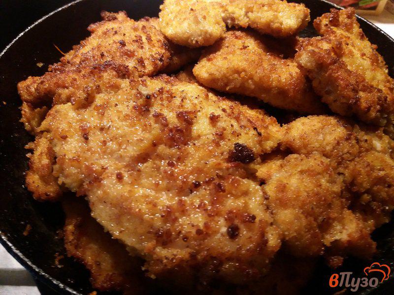 Фото приготовление рецепта: Отбивные из куриного филе в горчичном маринаде шаг №10