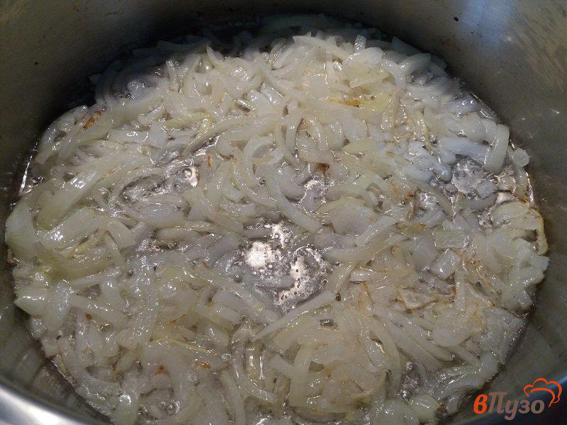 Фото приготовление рецепта: Тушеный картофель с белыми грибами шаг №2