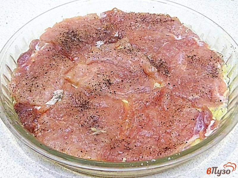 Фото приготовление рецепта: Свинина запеченная с картофелем шаг №6