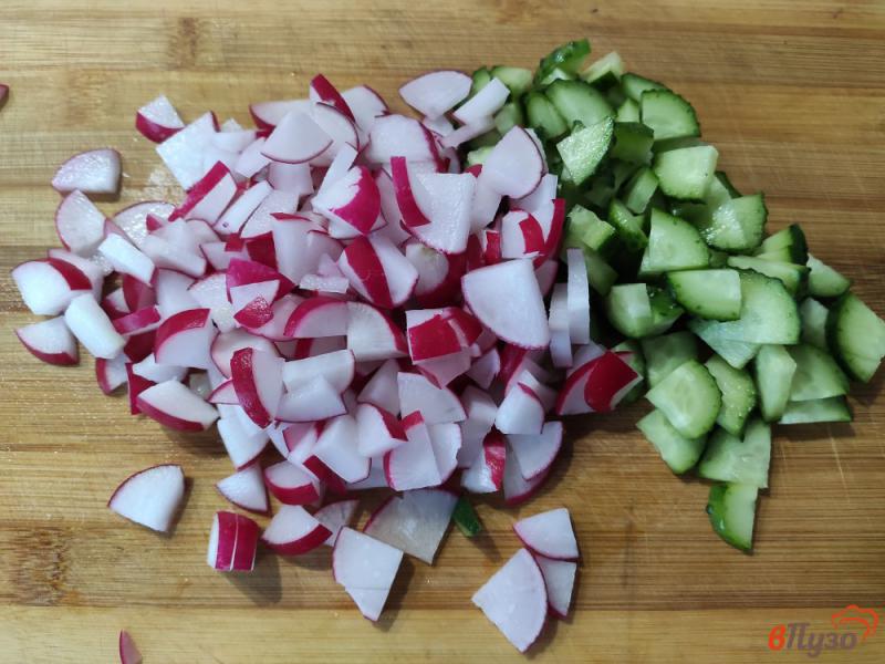 Фото приготовление рецепта: Овощной салат с яйцами и сметаной шаг №1