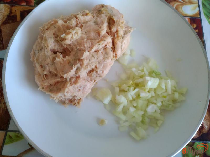 Фото приготовление рецепта: Цветная капуста запечённая с куриным фаршем в духовке шаг №5