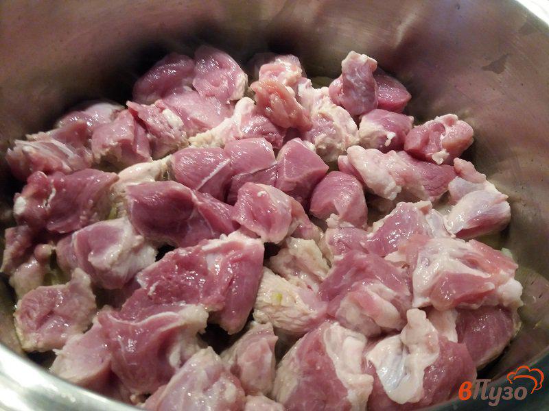 Фото приготовление рецепта: Плов из свинины с нутом шаг №4