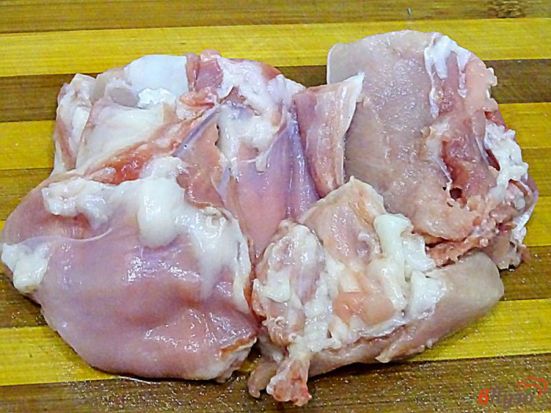 Фото приготовление рецепта: Кролик в соусе с чесноком шаг №1
