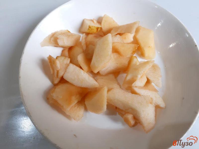 Фото приготовление рецепта: Сырники с яблоками шаг №2
