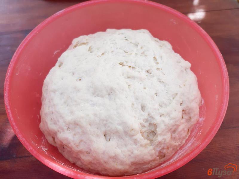 Фото приготовление рецепта: Хлеб пшеничный с черносливом в мультиварке шаг №5