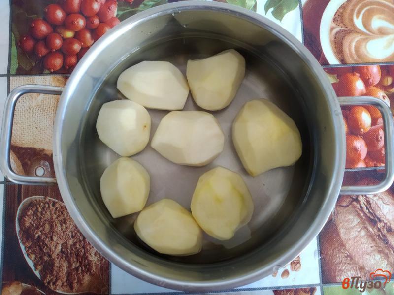 Фото приготовление рецепта: Рулет из лаваша в томатном соусе шаг №1