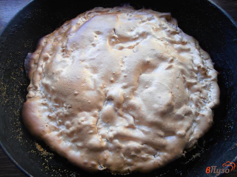 Фото приготовление рецепта: Венгерский пирог с айвой шаг №10