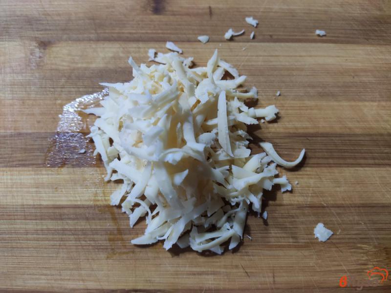 Фото приготовление рецепта: Картофельный пирог с лавашом и сыром шаг №4