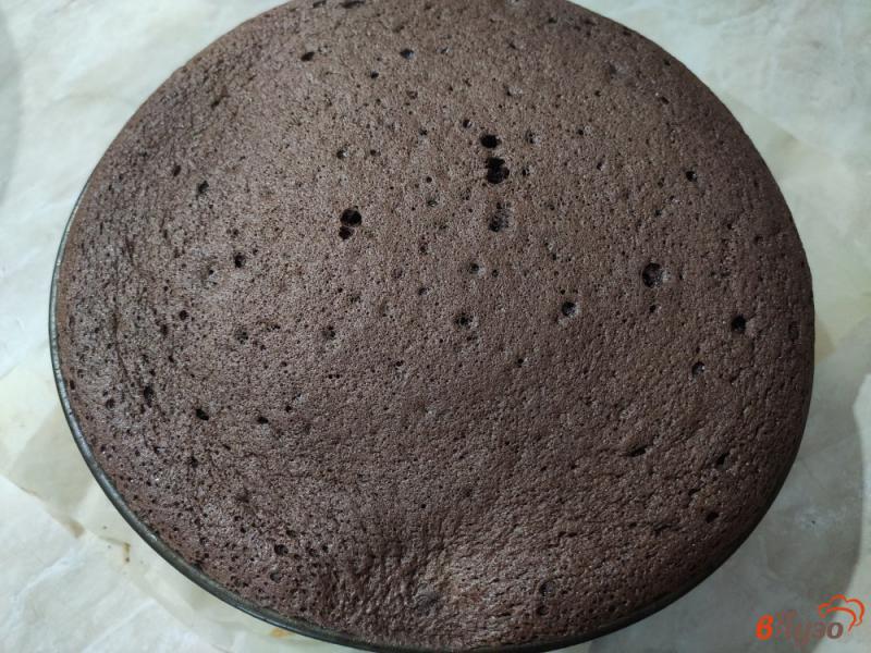 Фото приготовление рецепта: Шоколадный бисквит без муки шаг №6