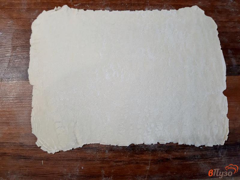 Фото приготовление рецепта: Сосиски в слоеном тесте шаг №1