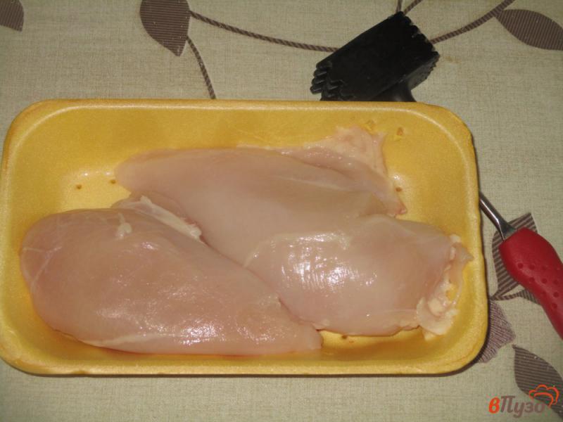 Фото приготовление рецепта: Отбивные из куриной грудки с карри шаг №1