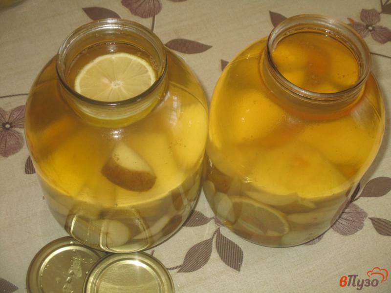 Фото приготовление рецепта: Компот из груш  с лимоном на зиму шаг №4