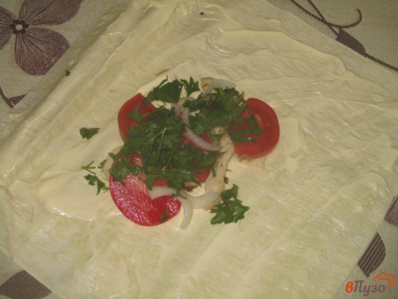 Фото приготовление рецепта: Лаваш с куриной грудкой и помидорами шаг №5