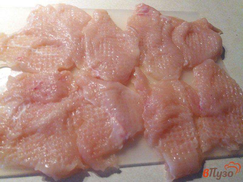Фото приготовление рецепта: Отбивные из куриного филе в соусе-маринаде шаг №4